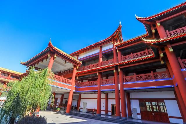 黄鹤楼打卡点小众,武汉黄鹤楼附近游玩网红打卡地