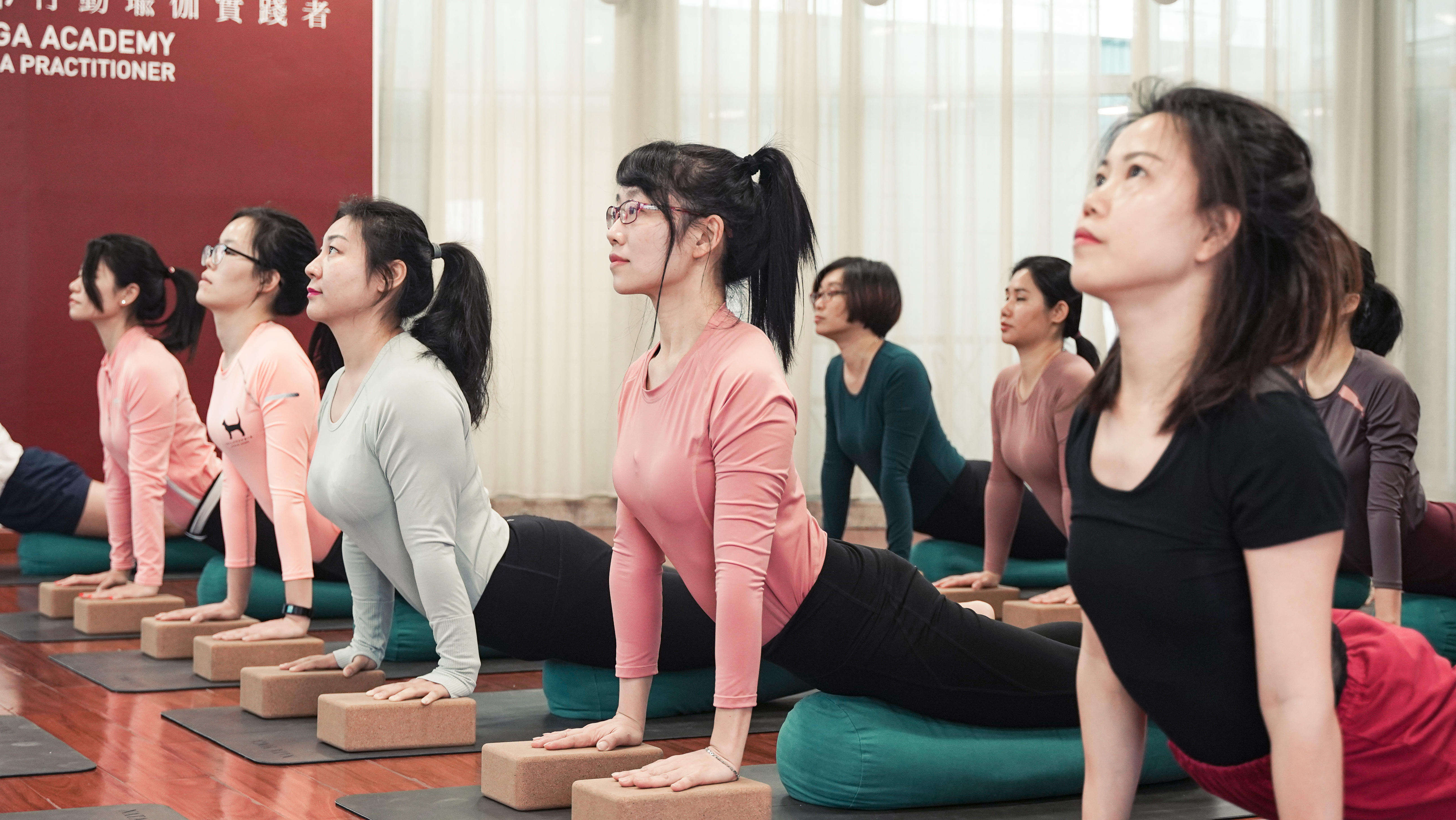 瑜伽教练的真实收入,当瑜伽教练收入怎么样