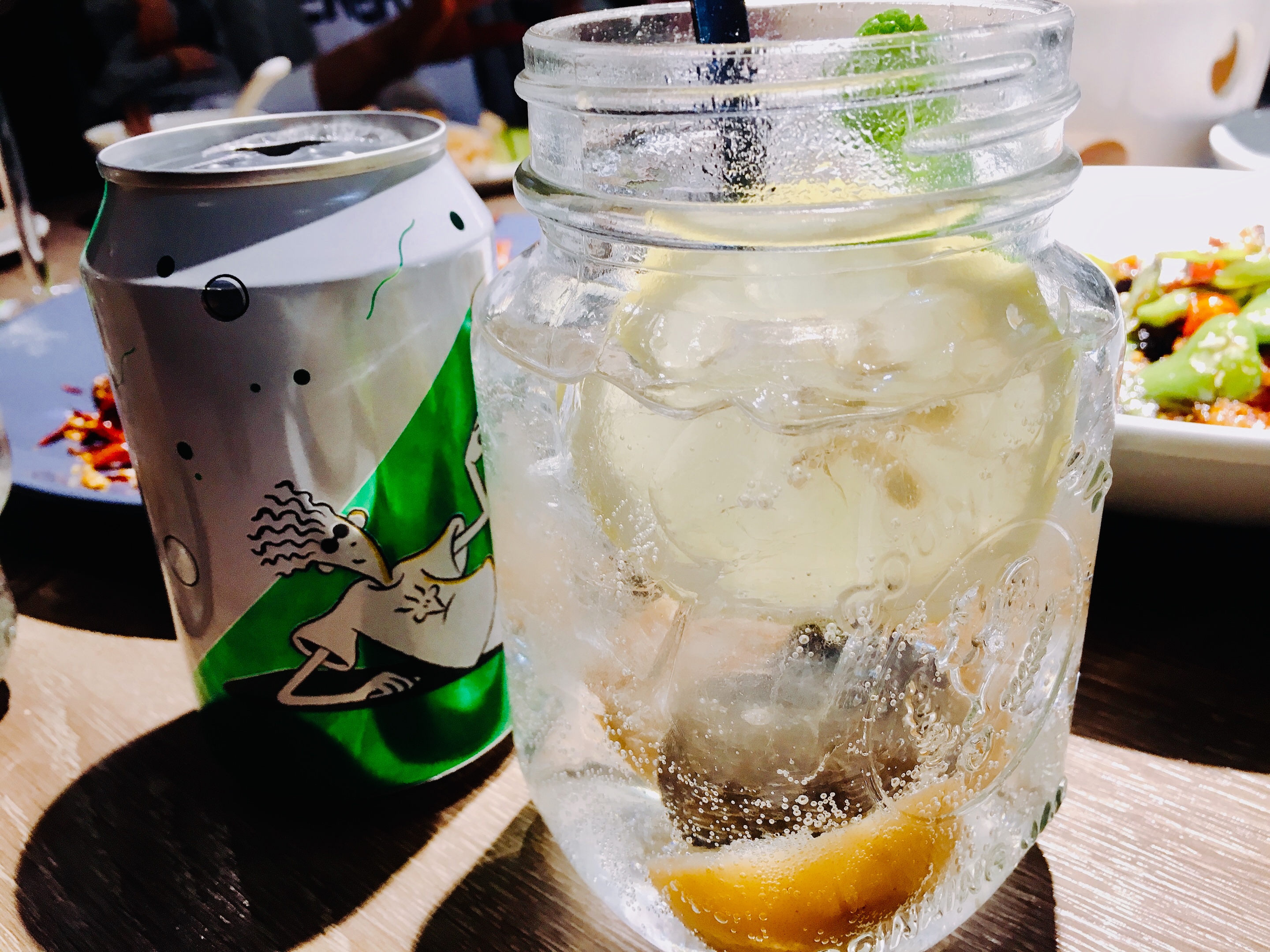 一边写一边流口水,红谷滩这些店可要好好的啊,脱下口罩我就来