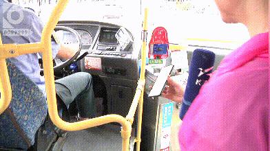 昆明坐公交地铁怎么用手机支付,昆明公交卡乘坐地铁有优惠吗