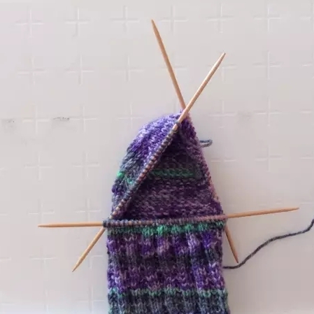 从上往下袜子编织全部过程,钩针编织地板袜子教程全过程解说