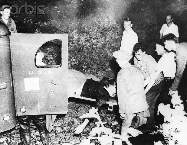 地球太烦了,这个男人居然想带全人类飞向天空