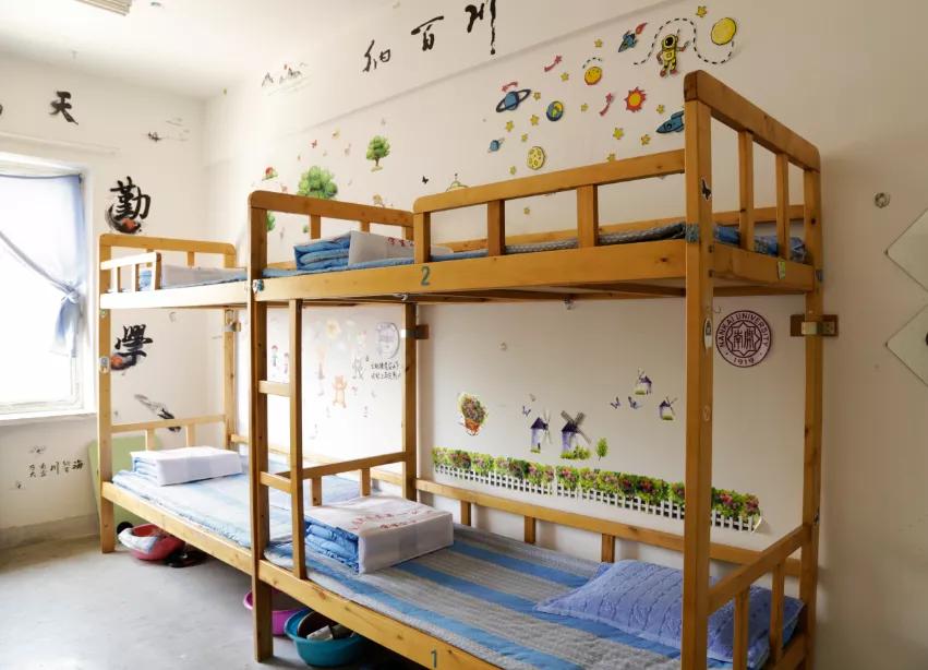 大连二十八中学地址,辽宁第一高级中学