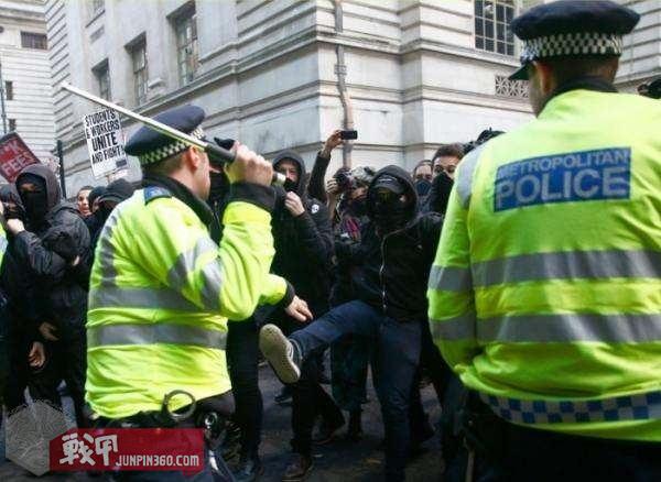 战甲讲堂：棍中不二——全面认识伸缩棍