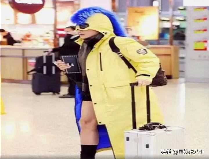 陈志朋穿凉鞋照,陈志朋穿靴子跳舞