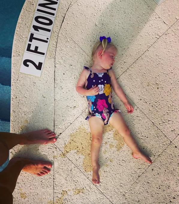 特朗普的漂亮孙女,特朗普的孙女近照