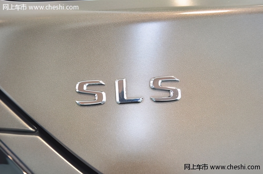 巅峰极速奔驰slsamg性能图,奔驰slsamg