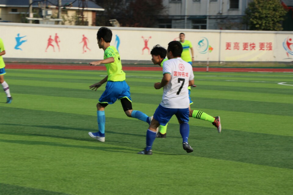 东至大渡口中学一一七秩赓传薪火.球赛献礼中华