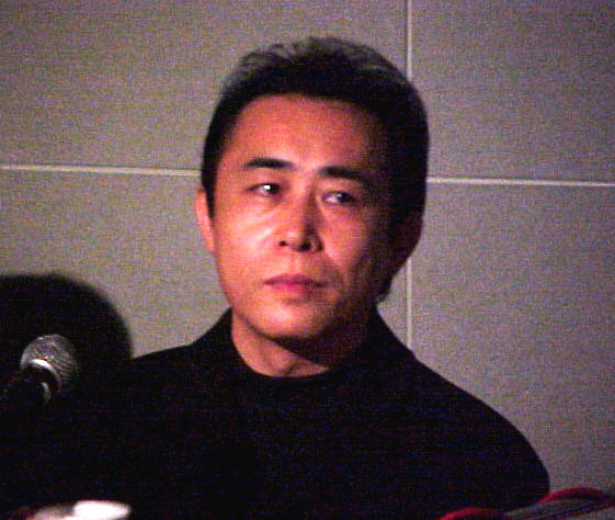 剑风传奇剧场版和tv版先看哪个,剑风传奇1997有多少集