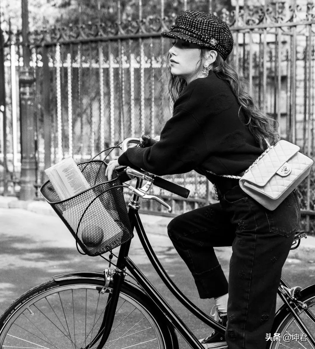 chanel香奈儿新款22bag,chanel香奈儿双c大logo大号机场包