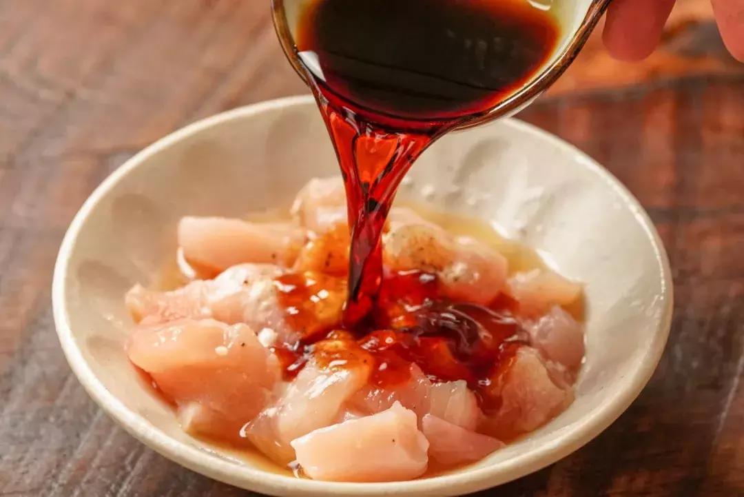 鸡胸肉肠减脂做法自制,鸡胸肉的做法吃货的福音值得一试