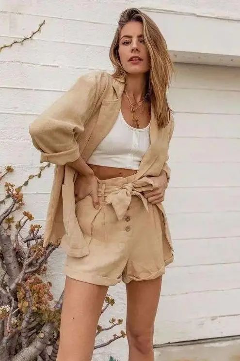 今夏流行穿亚麻高级炸了,今夏流行穿亚麻清凉解暑还显气质