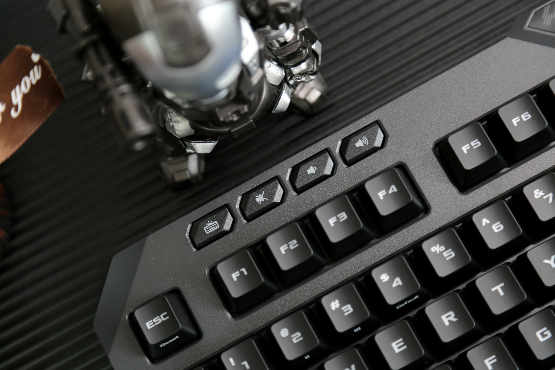 华硕tuf全家桶最高配,华硕tuf电竞特工1650s怎么样