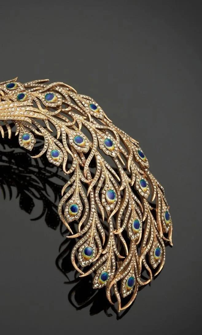 西班牙舞女成为印度王妃,西班牙舞女18岁成为印度王妃