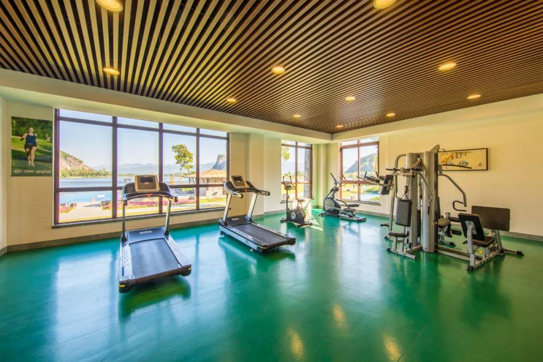 清远宝晶宫天鹅湖温泉酒店,清远顶级豪华酒店