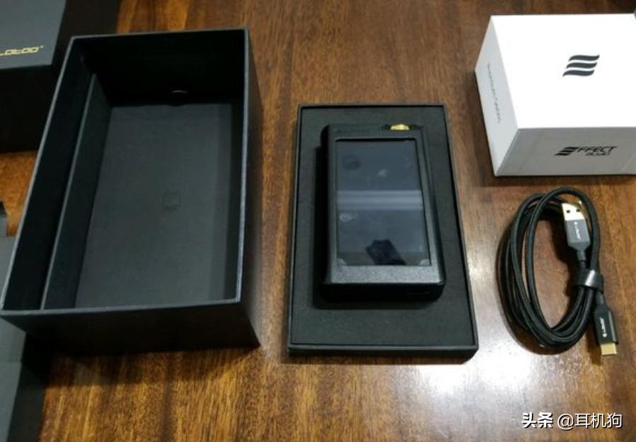 乐图墨菊值得入手吗,乐图菊花台旗舰播放器评测