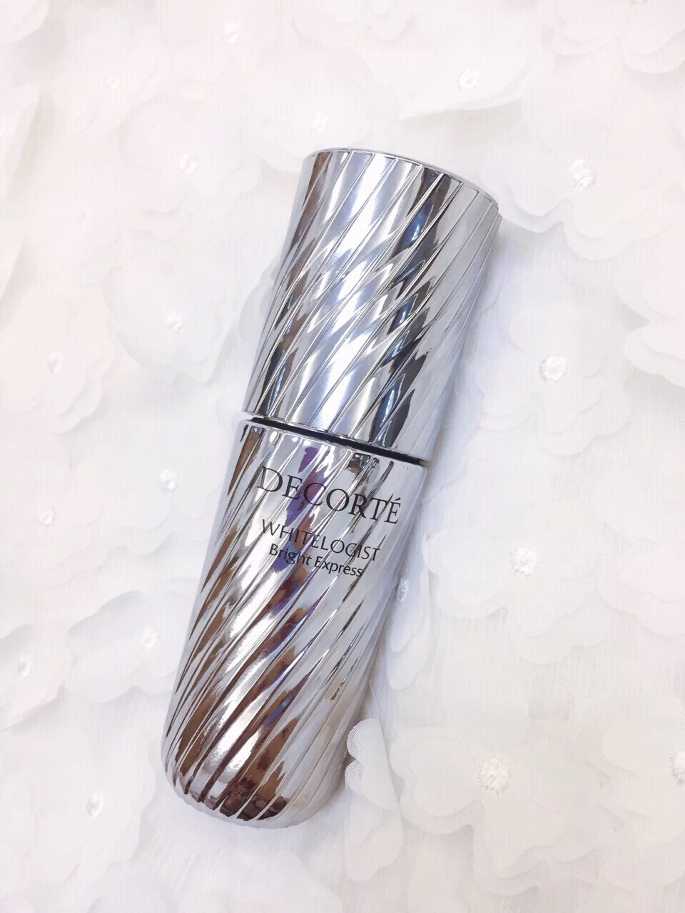 精华液红榜推荐大牌,精华液红黑榜雅诗兰黛