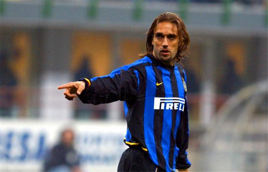 他把巴蒂视为偶像，却未继承战神对尤文的风骨，还有对国米的恩义