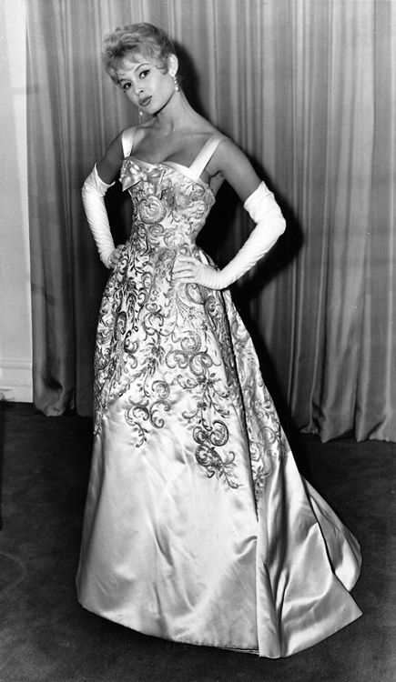 balmain巴尔曼品牌简介,balmain巴尔曼高帮