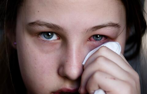 角膜炎与结膜炎的区别有哪些,角膜炎和结膜炎分别用什么药