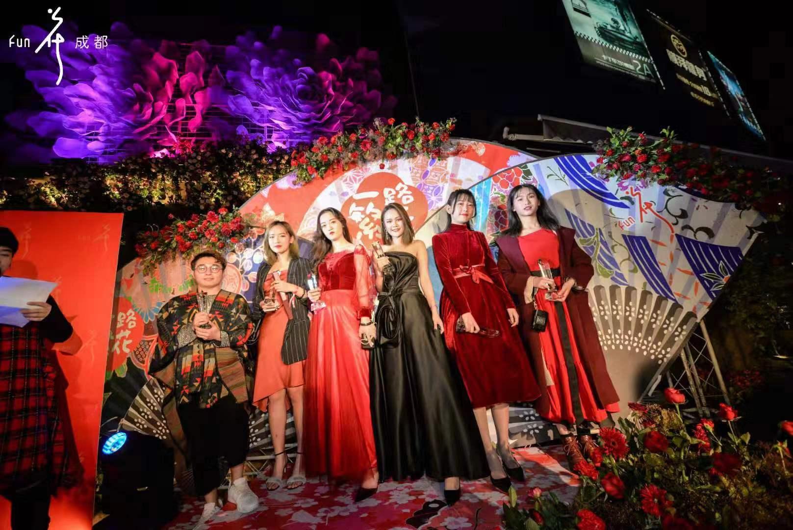 最浪漫的繁花酒吧,南京繁花酒吧