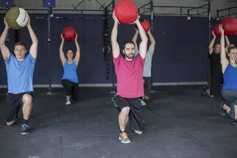 弹跳力是天生还是后天练,弹跳力是天赋决定的吗