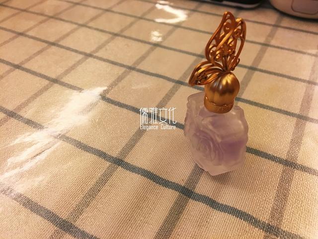 「EDC」突击翻包身边人，一个二线城市典型小白领的EDC