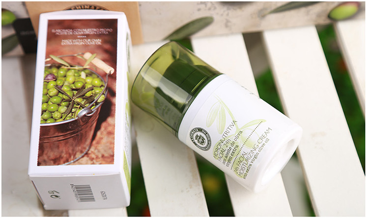 张馨予用的是什么眼霜,张馨予美致颜眼部精华乳