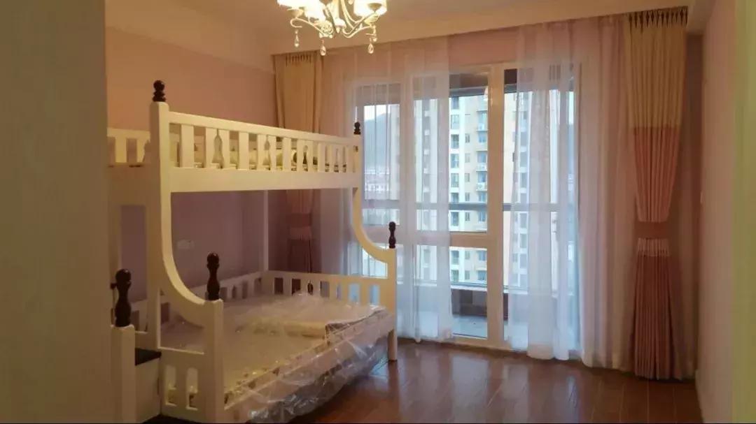 充满童趣的上下床儿童房,实用的儿童上下床怎么选