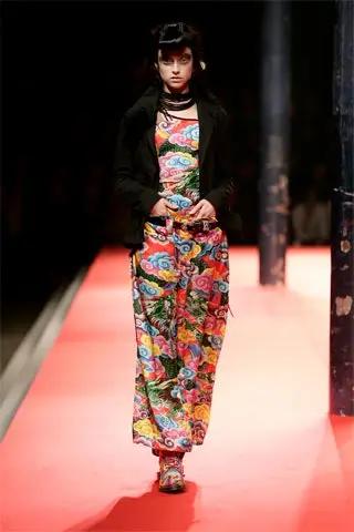 痰盂变果篮,痰盂被人玩出了新花样