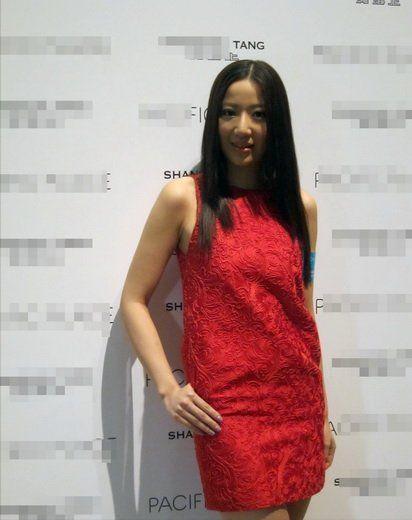 “名媛”汪圆圆，被母亲送进豪门，3年生3娃稳握继承权