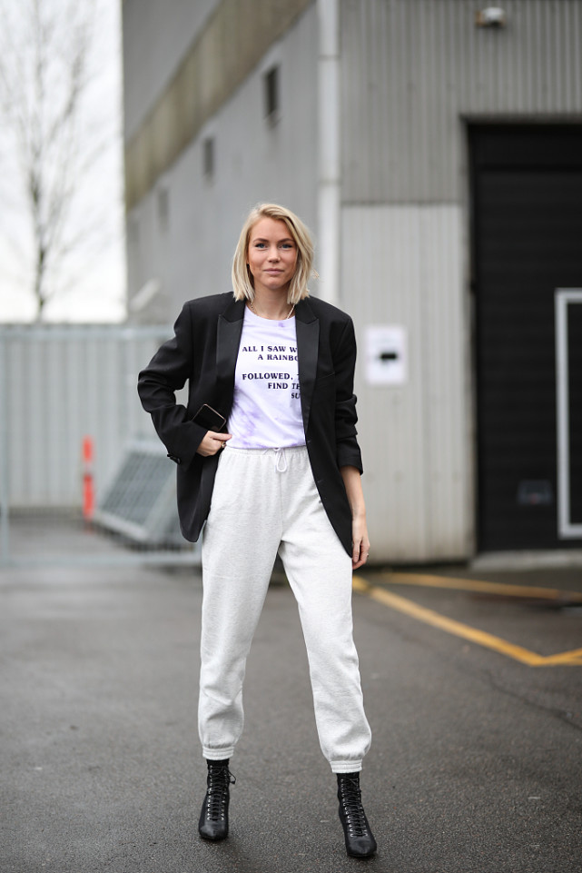 运动裤这么穿也太酷了，不仅大气还很有范，显瘦效果杠杠的