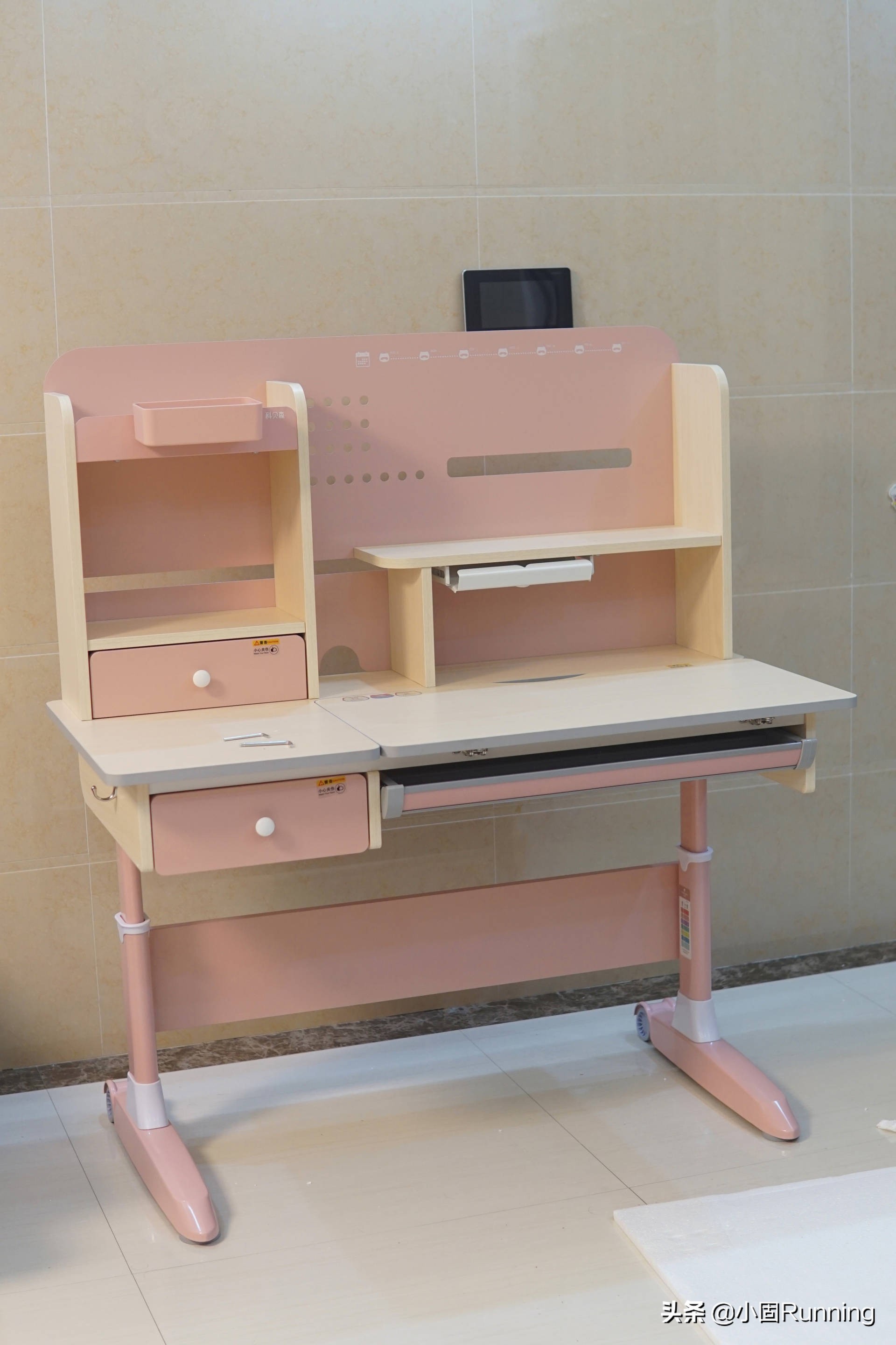 女儿小红花,儿童桌椅学习桌椅1-3岁可以画画