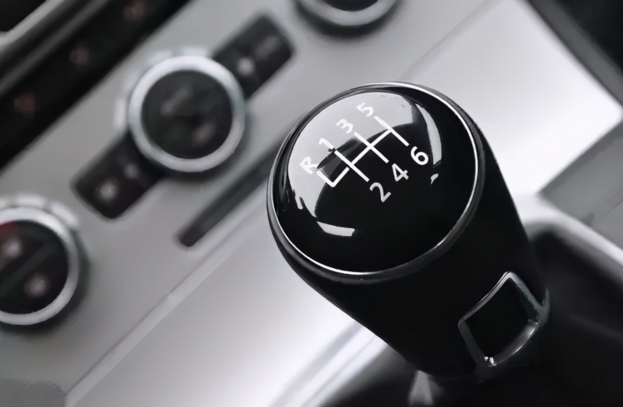 手动挡才是真正的汽车吗,手动变速箱就是手动挡吗