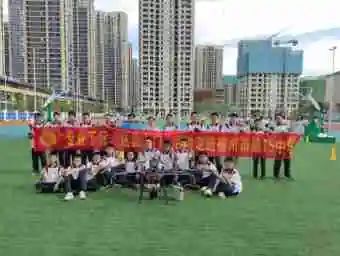 广西无人机培训中专班,广西科技商贸高级技工学校无人机