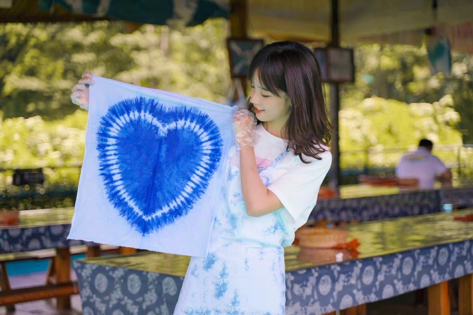 王冰冰发际线,王冰冰发图晒冰墩墩