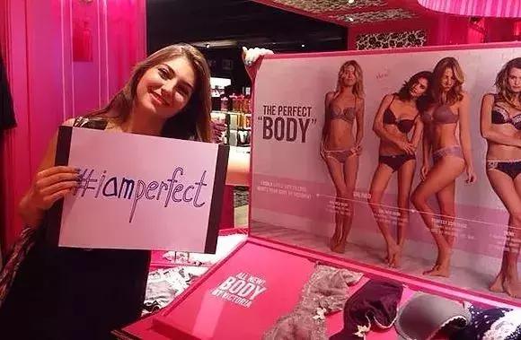 “性侵”“炒作”玩砸招牌,火遍全球24年的“看胸大秀”终于停