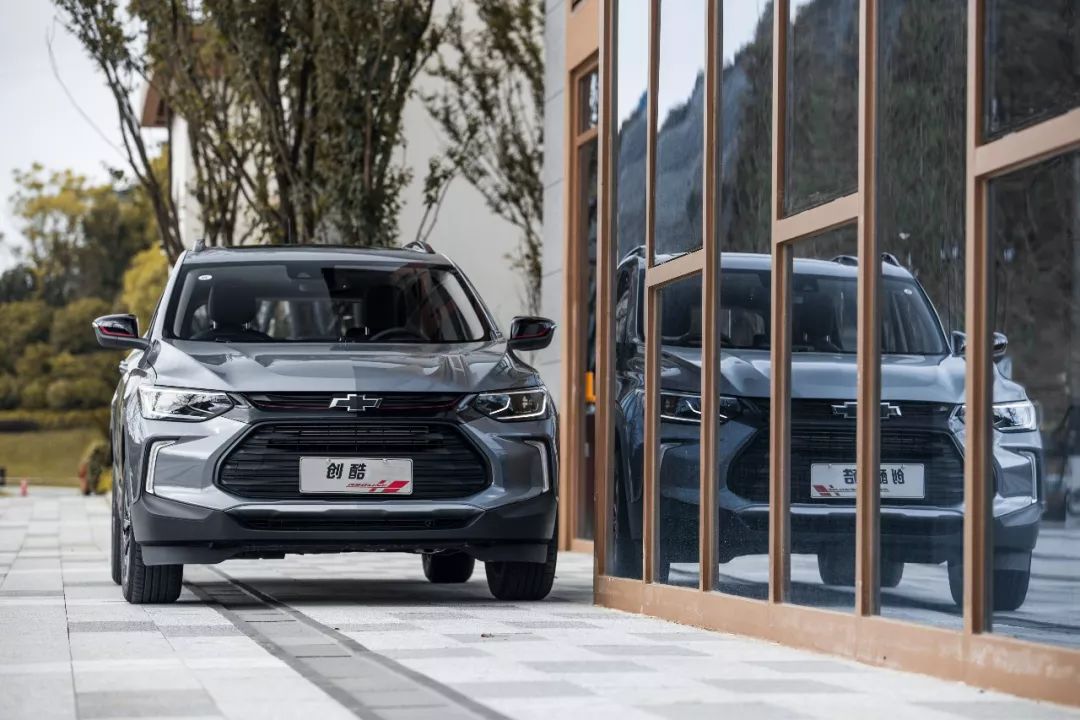 新款雪佛兰创酷suv试驾,全新雪佛兰创酷十万元起