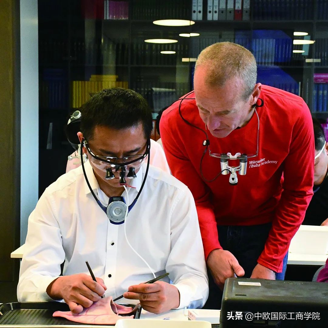 一口种植牙需要多少时间,一口牙种植牙