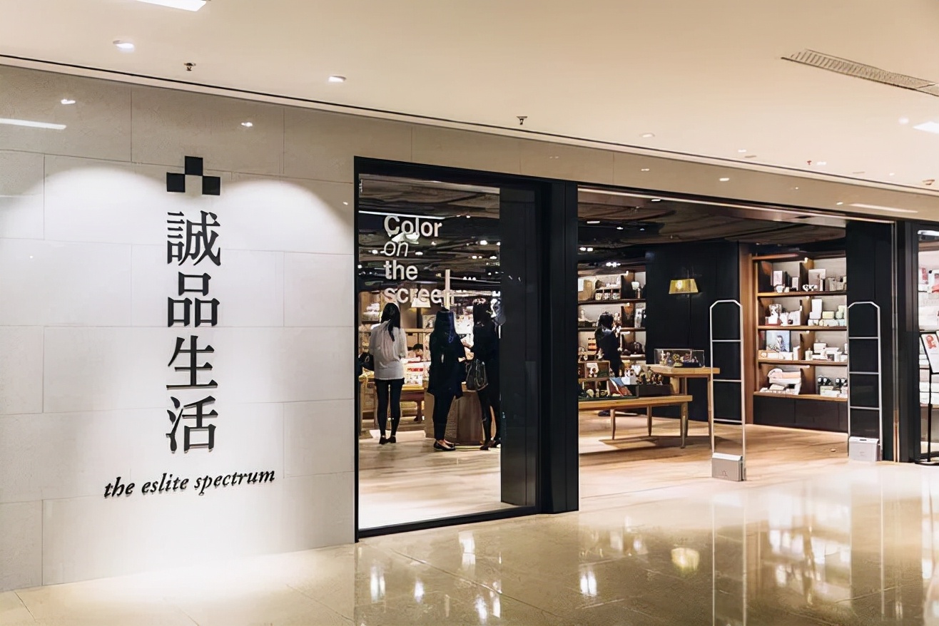 波司登万元羽绒服,波司登亿元投放