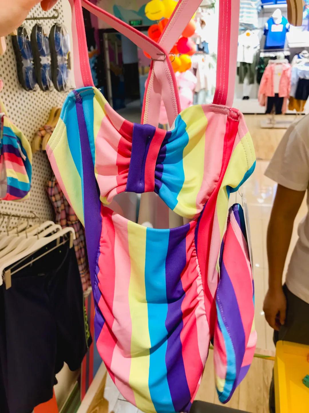 儿童泳衣什么牌子比较好穿,儿童专业泳衣品牌排行榜前十名