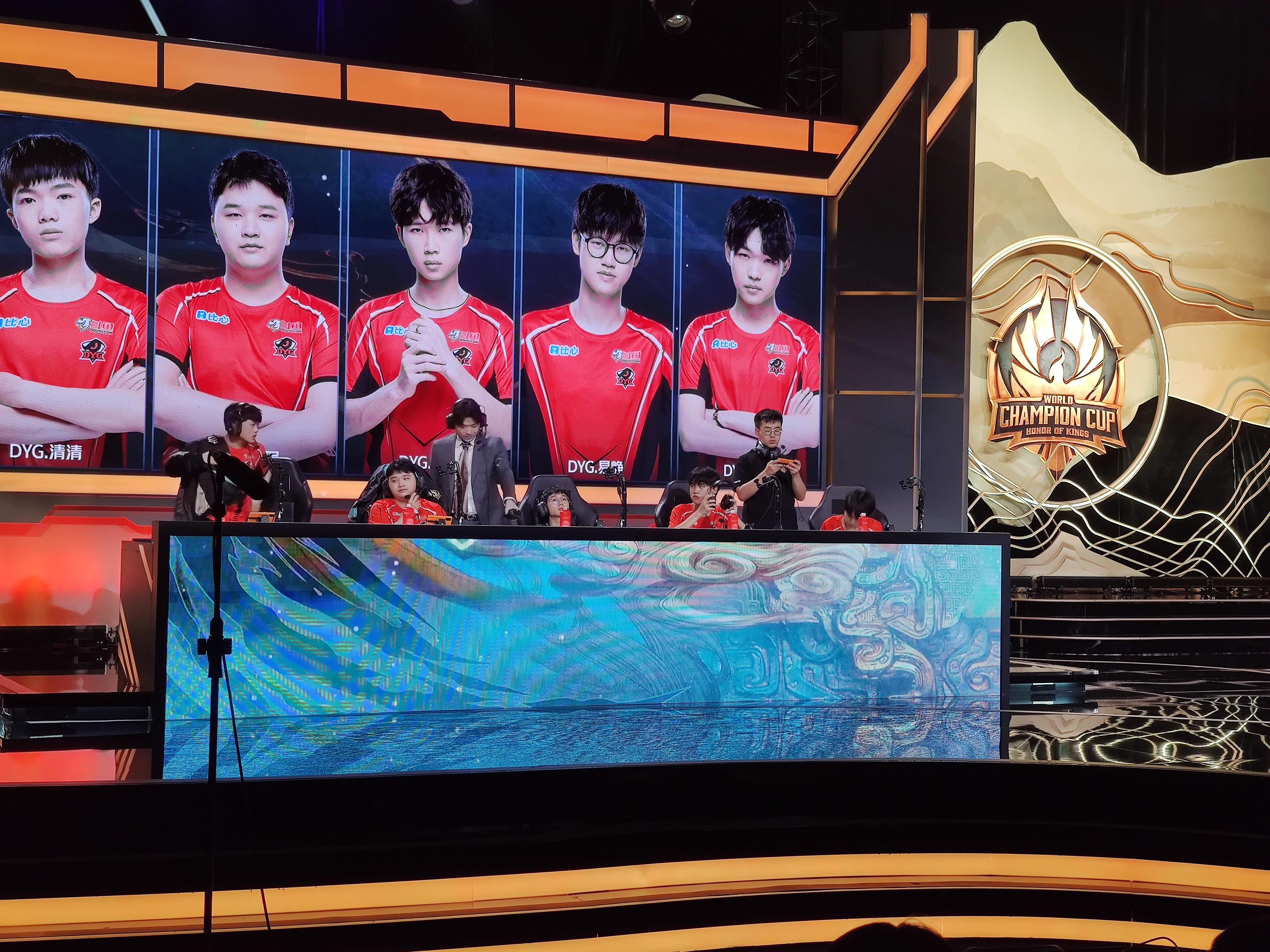 久哲谈2021世冠,世冠hero八强久哲赛后采访