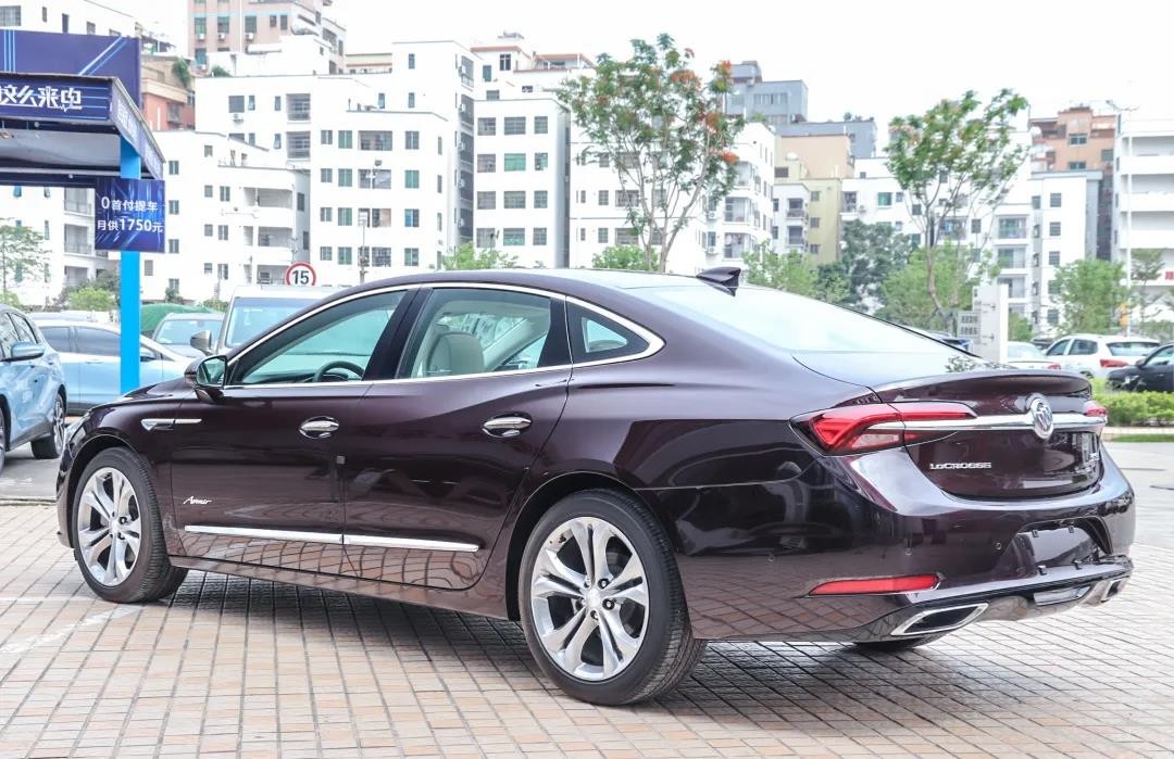 22款君越艾维亚沉浸式体验,君越艾维亚空间表现