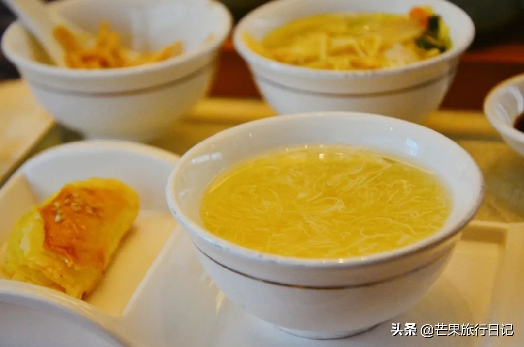 扬州不愧为世界美食之都，吃了一圈让人眼界大开，很多菜都没见过