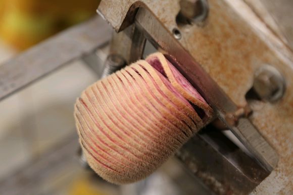 血茸和普通鹿茸哪种好,鹿茸片怎么挑选挑大的还是小的好