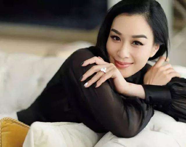 50岁钟丽缇谈备孕历程,50岁的钟丽缇试管了吗