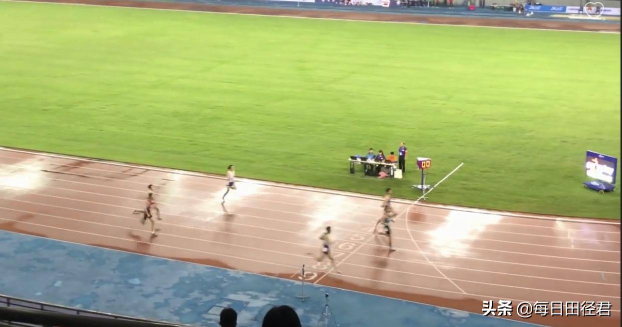 博尔特回头望月vs苏炳添,博尔特9秒58百米五虎