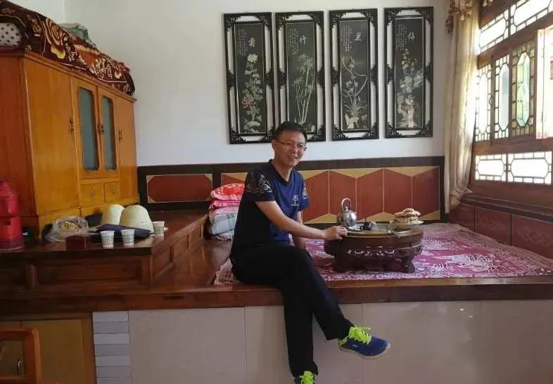 《人民日报》眼中的会宁人侯永平——大学老师种当归