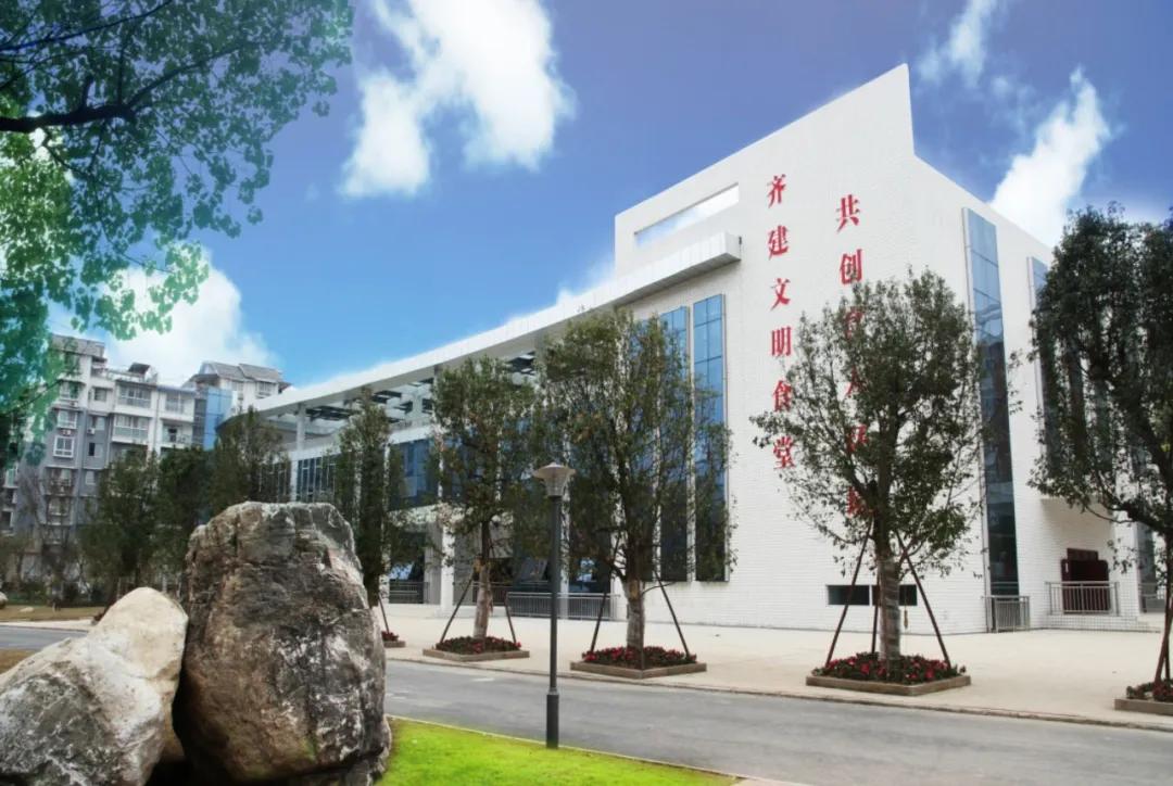 南充文化旅游职业学院军事化管理,南充军事化管理学校升学规划