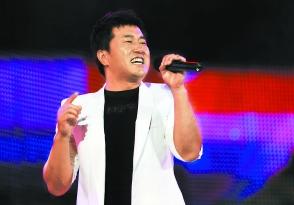 成名后抛弃两任妻子,成名后抛弃妻子迎娶白富美